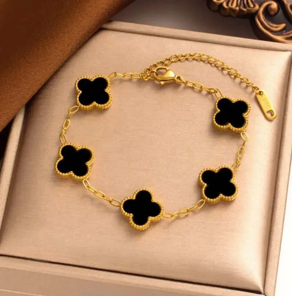 Black clover bracelet